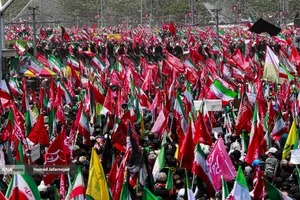 تشییع پیکر مطهر آقای شهید ایران و خانواده ایشان