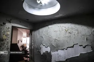 تخریب واحدهای مجاور منزل شهید دکتر محمدمهدی طهرانچی، دانشمند هسته ای و رئیس دانشگاه آزاد در مجتمع اساتید، میدان کتاب در حمله رژیم صهیونی به برخی مناطق و منازل مردم، شهروندان و دانشمندان هسته ای کشورمان در جریان جنگ تحمیلی دوازده روزه