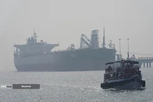 انهدام نفتکش های متخلف در تنگه هرمز