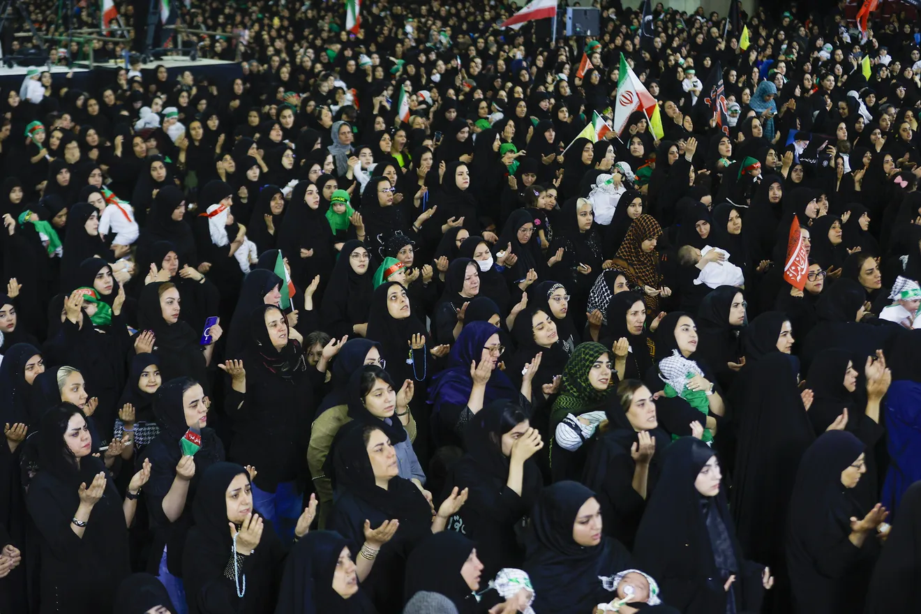 مراسم شیرخوارگان حسینی در مصلی امام خمینی(ره)
