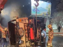 تصادف خودروی حمل بنزین در ولنجک منجر به آتش‌سوزی گسترده شد