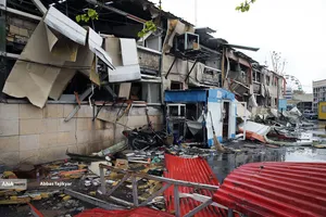 بازدید اصحاب رسانه از پایگاه مدیرت بحران نازی&zwnj;آباد و خودروهای آسیب دیده اورژانس در اثر تجاوز صهیونیستی آمریکایی