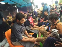 فیلم| بوسه‌ بر آبله عشق