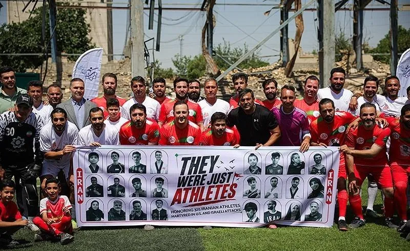 دیدار نمادین پیشکسوتان استقلال و پرسپولیس در محکومت حملات به اماکن ورزشی