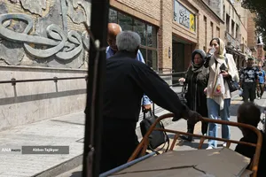 نوشیدن آب در گرمای تابستان