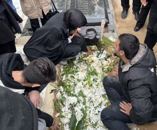 خاکسپاری پیکر «رضا رویگری» بازیگر پیشکسوت سینما، تئاتر و تلویزیون در قطعه هنرمندان