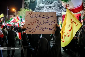 اجتماع مردمی در حمایت از رزمندگان اسلام