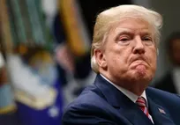 پایان قمار روی «اسب بازنده»؛ چرا ترامپ عقب نشینی کرد؟