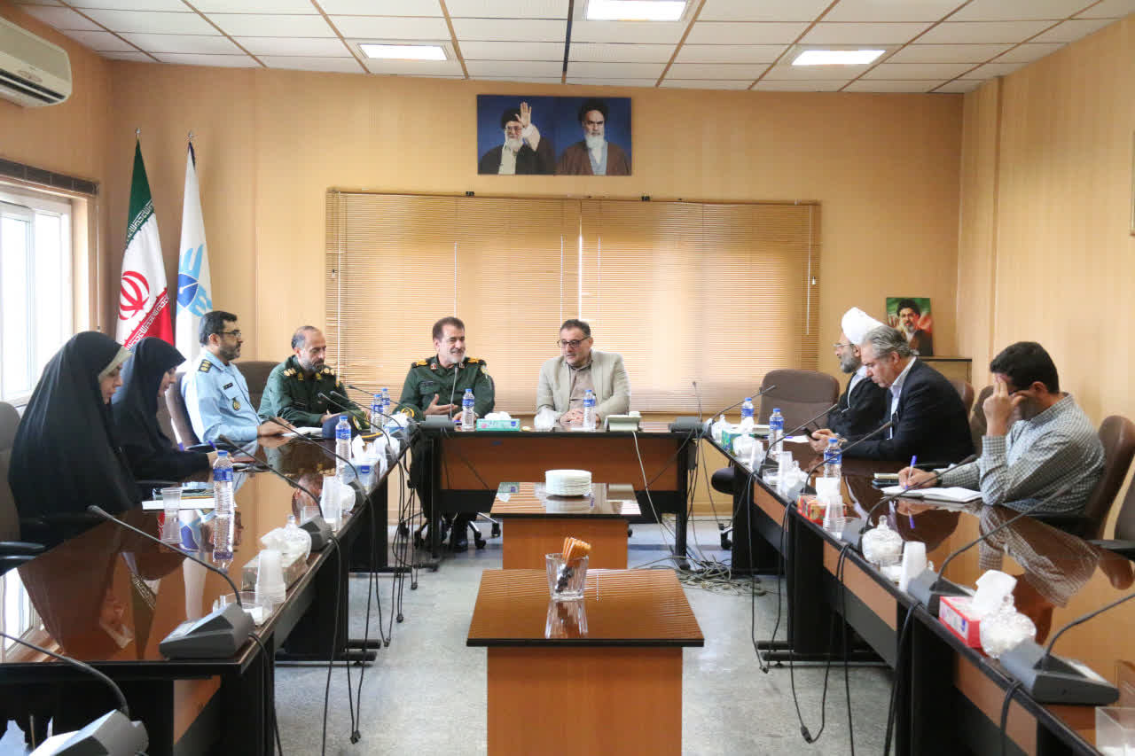 تأکید روسای دانشگاه آزاد اسلامی همدان و بنیاد حفظ آثار و نشر دفاع مقدس بر تدوین کتاب شهدای دانشجو