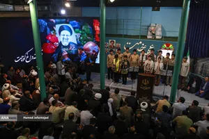 مراسم تجدید عهد با خادم حرم ایران "عهد خدمت" در حسینیه جماران