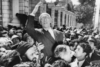 تجربه تلخ کودتای ۲۸ مرداد؛ بازخوانی جنایات آمریکا در ایران ضرورتی تاریخی و سیاسی