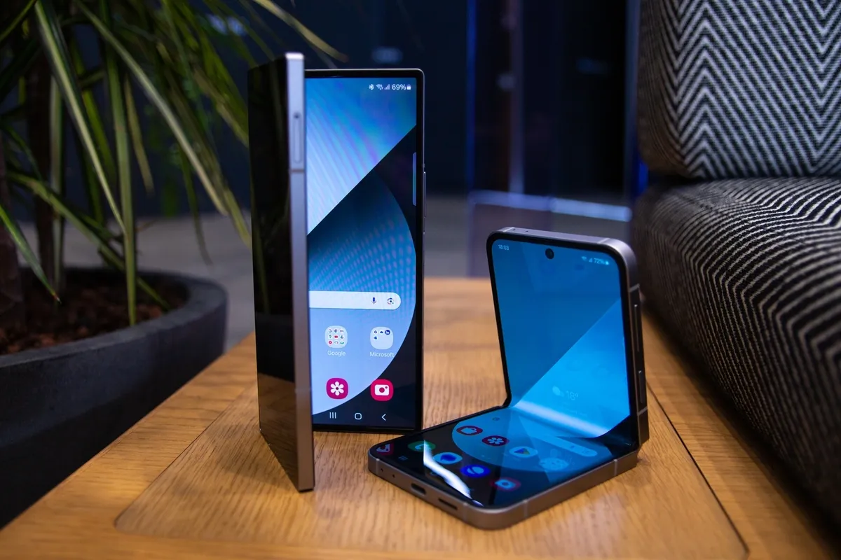توقف به‌روزرسانی One UI 7.0 سامسونگ برای گلکسی Z Flip 6 و Z Fold 6