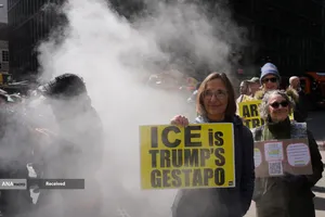 قیام&zwnj; مردم آمریکا علیه ترامپ