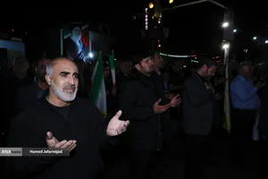 اقامه نماز استغاثه به امام زمان زمان(عج) - چهارراه نبرد خیابان پیروزی