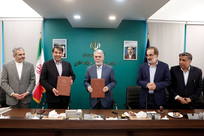 تفاهم‌نامه وزارت فرهنگ و استانداری کرمان امضا شد///// از دوسالانه نقاشی تا جشنواره موسیقی نواحی