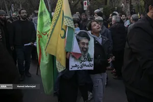 تشییع پیکر شهیدان لاریجانی، سلیمانی و شهدای ناو دنا نیروی دریایی ارتش