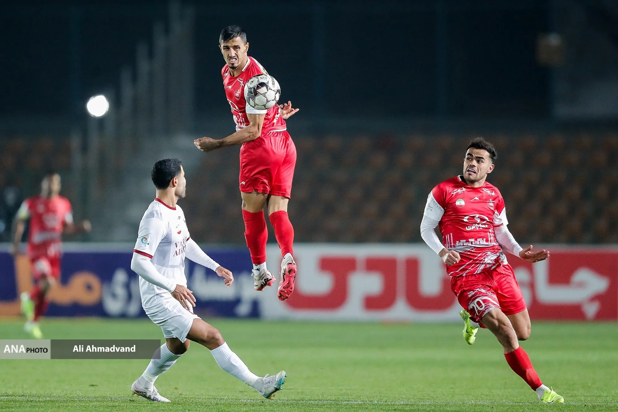 پرسپولیس و نساجی