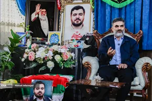 سخنرانی حسن فارسی جوکار مدیر گروه رسانه دانشگاه انقلاب اسلام در دیدار با خانواده شهید نخبه علی خدایاری