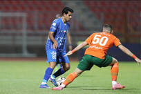 استقلال طهران يتصدر الدوري الإيراني بعد فوزه على مس رفسنجان