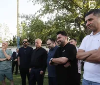 تاج در تمرین چادرملو: پیگیر پرونده آسیایی شدن این تیم هستیم