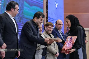 تجلیل از تیم&zwnj;های قهرمان دانشگاه آزاد اسلامی با حضور دکتر بیژن رنجبر