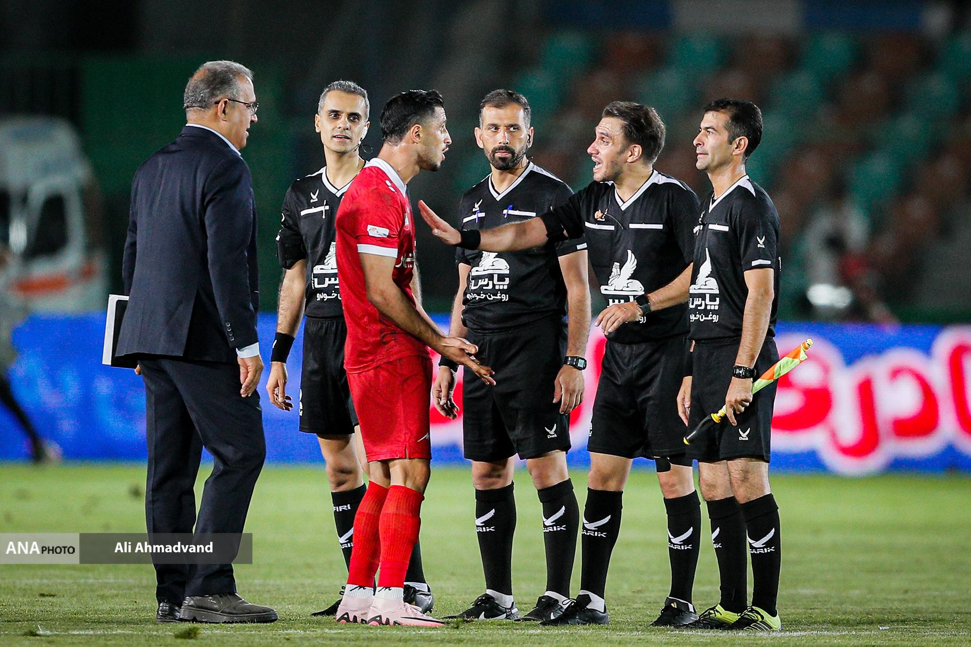 از برخورد صمیمی امیری با هاشمیان تا مصاحبه‌های هماهنگ پرسپولیس و استوری لک