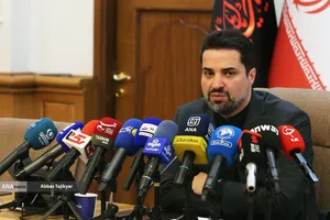 ابوذر شیرودی رئیس سازمان هواپیمایی کشوری در نشست خبری تمهیدات وزارت راه و شهرسازی برای مراسم تشییع رهبر شهید