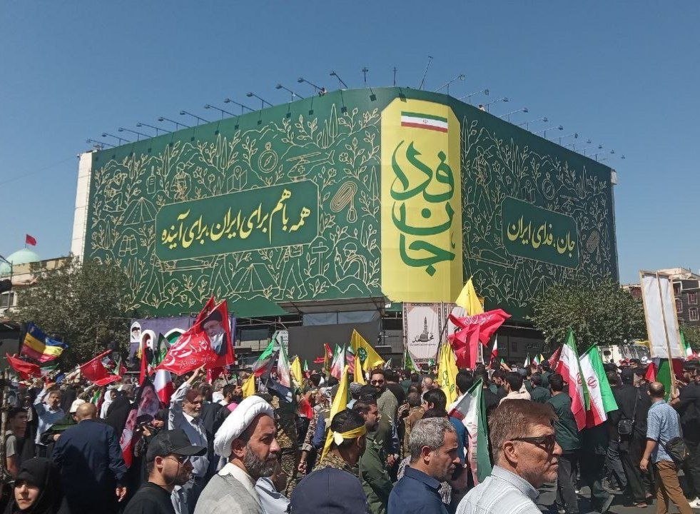 رزمایش ۳۱۳ هزار نفری جان‌فدایان ایران برگزار شد + فیلم