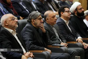 پاسداشت مقام استادان و یادبود پنج شهیددانشجوی شهید دانشگاه تهران در جنگ رمضان