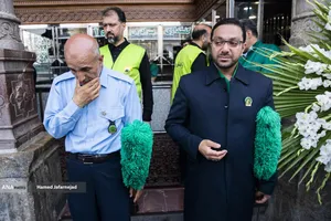 تشییع و تدفین پیکر مطهر دانشمند هسته&zwnj;ای شهید محمدمهدی طهرانچی رییس دانشگاه آزاد اسلامی و همسر گرانقدرش شهیده مژگان قراویری در حرم حضرت عبدالعظیم حسنی(ع)