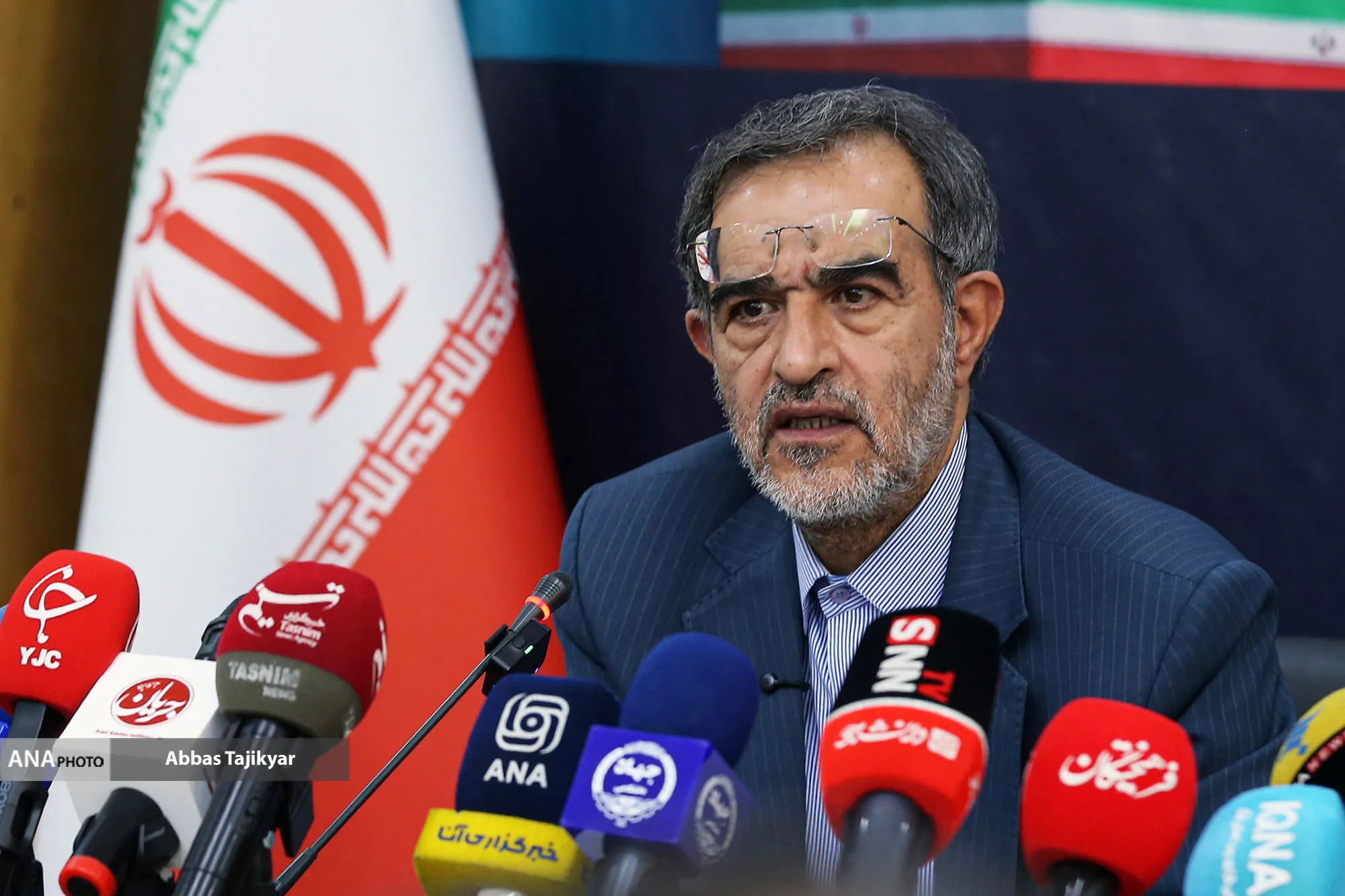 نشست خبری دکتر علی منتظری