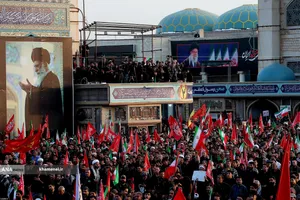 تشییع پیکر مطهر امام مجاهد شهید در شهر مقدس قم