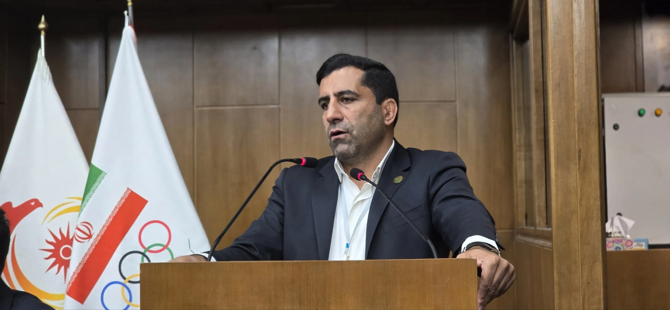 حسین خیری نیا رئیس فدراسیون اسکیت