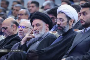 سالگرد دانشمند شهید دکتر محمدمهدی طهرانچی با حضور&nbsp;دکتر بیژن رنجبر رئیس دانشگاه آزاد اسلامی