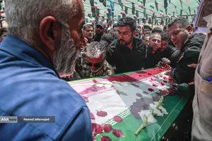 تشییع و خاکسپاری شهدای حملات رژیم صهیونیستی در قطعه42 بهشت زهرا(س)