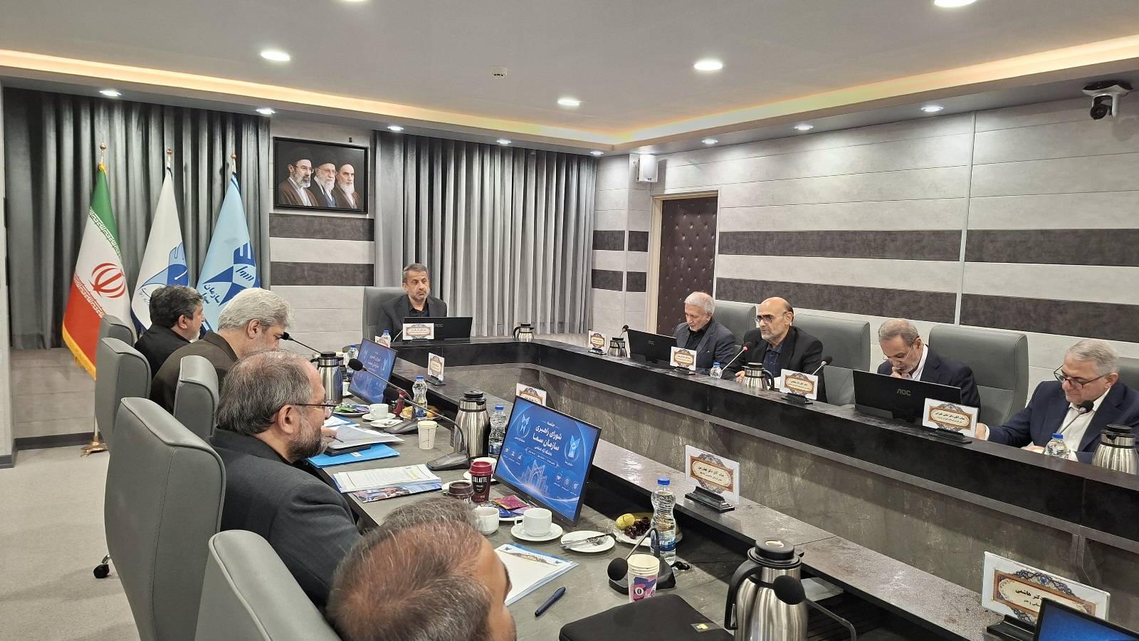 تدوین اساس‌نامه سازمان سما در دستور کار شورای راهبری مدارس دانشگاه آزاد