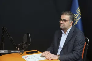 گفت&zwnj;وگوی آنا با  امیر یونسیان رئیس شبکه آزمایشگاهی کشور