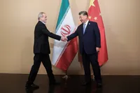 سفر پزشکیان به چین در شرایط مکانیسم ماشه؛ دیپلماسی اقتصادی کلید توسعه روابط با شرق