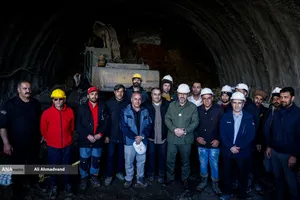 حسین دهقان رئیس بنیاد مستضعفان