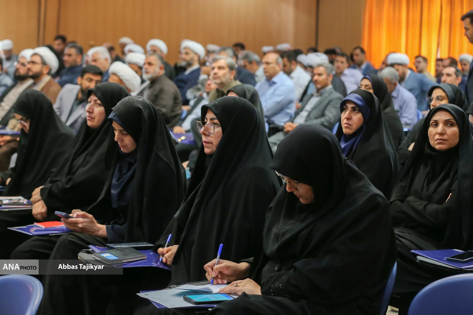 تشریح ساختار «هسته‌های کنشگری» در نشست توجیهی قرارگاه رسانه‌ای دانشگاه آزاد