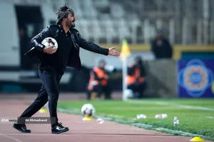 هفته سیزدهم لیگ برتر فوتبال؛ پرسپولیس - پیکان