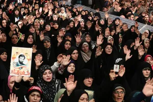 دیدار اقشار مردم با رهبر انقلاب به مناسبت چهل&zwnj;وهفتمین سالگرد پیروزی انقلاب اسلامی