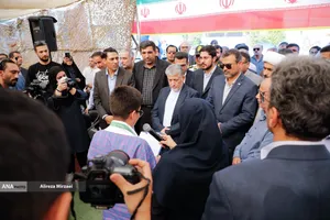  دکتر رنجبر زنگ آغاز سال تحصیلی را در لامرد به صدا درآورد 