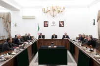 عارف: زمینه‌های حضور جدی موسسات انستیتو پاستور و رازی و شرکت‌های دانش بنیان در منطقه و جهان فراهم شود