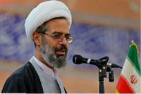امام جمعه بجنورد: همه ملت ایران تابع ولایت فقیه هستند