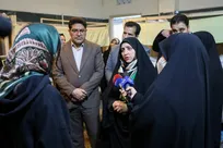 گفت‌وگوی معاون رئیس‌جمهور با زنان بازداشت‌شده ناآرامی‌ها در زندان قرچک