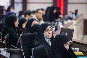 آیین افتتاحیه &laquo;طرح تحول درس انس با قرآن کریم&raquo; با حضور دکتر بیژن رنجبر رئیس دانشگاه آزاد اسلامی