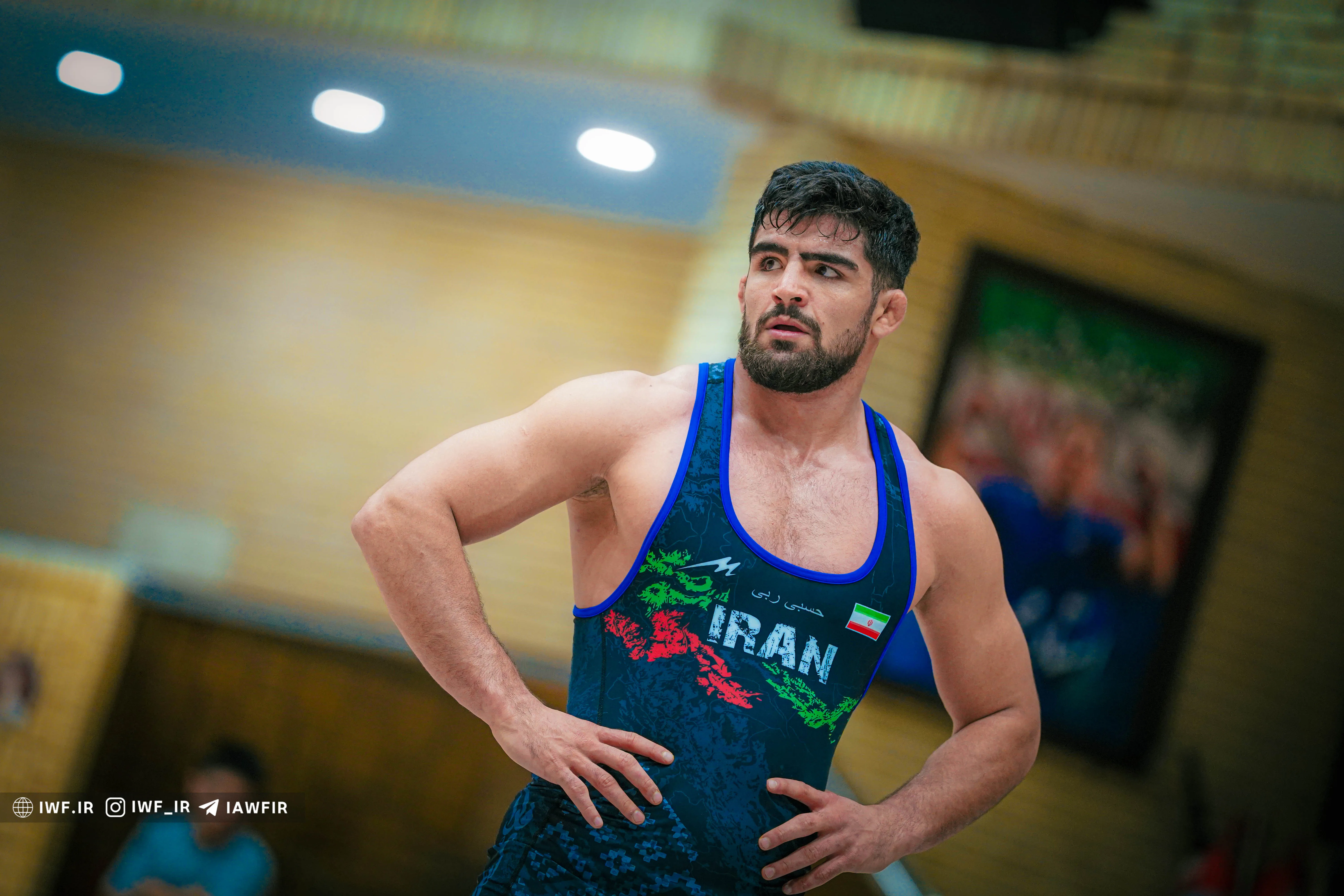 مبین عظیمی