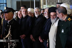 استقبال رسمی از پیکر مطهر امام شهید در عراق با حضور رییس جمهور