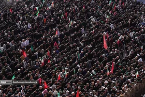 مراسم اقامه نماز بر پیکر امام شهید امت